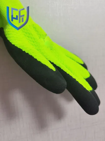 Comfortable 15g Nylon and Spandex Liner Latex Foam Garden Working Hand Gloves